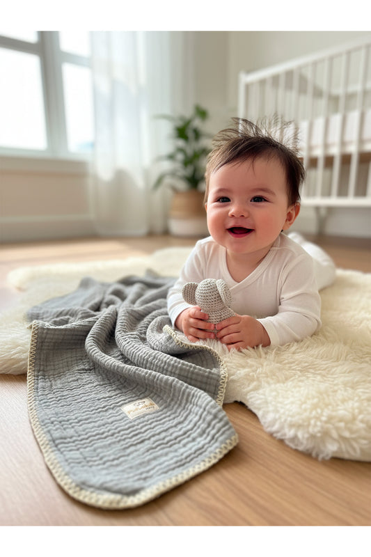 4 Katlı Çoban Dikişli Müslin Bebek Battaniyesi [Renk: Gri]