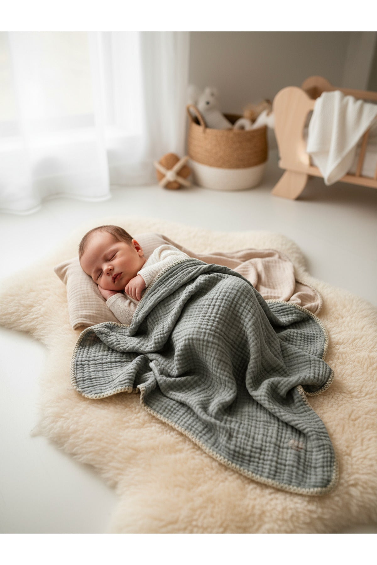 4 Katlı Çoban Dikişli Müslin Bebek Battaniyesi [Renk: Gri]